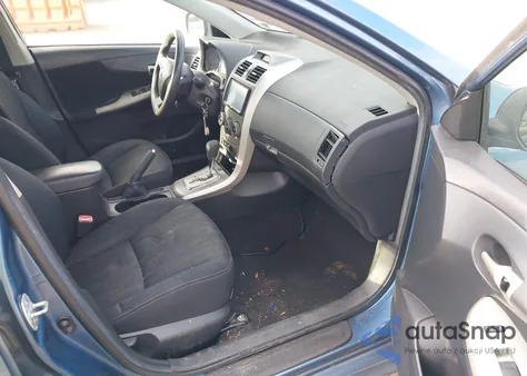 2013 Toyota Corolla S z USA, uszkodzony, nr VIN 5YFBU4EE7DP197818